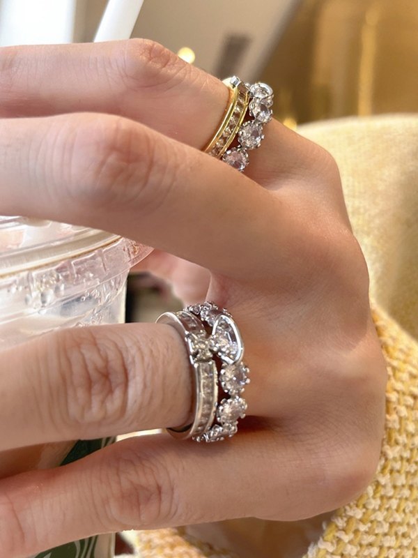 Zwei-Wege-Strass-Planeten-Charme-Manschettenring