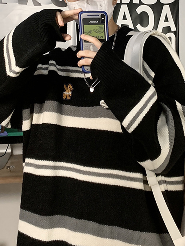 Pullover im Hong Kong-Stil mit Streifen