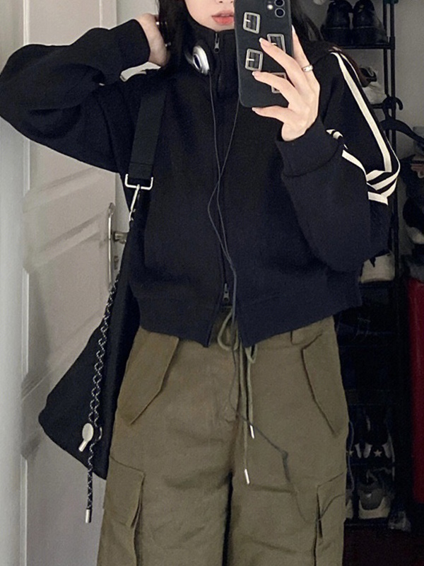 Kurze Jacke im amerikanischen Retro-Streifenstil