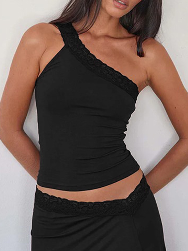 Tanktop aus Spitze mit schrägen Schultern