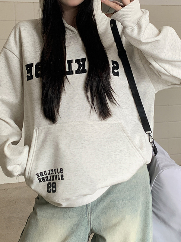 Übergroßer Hoodie mit Alphabet-Print