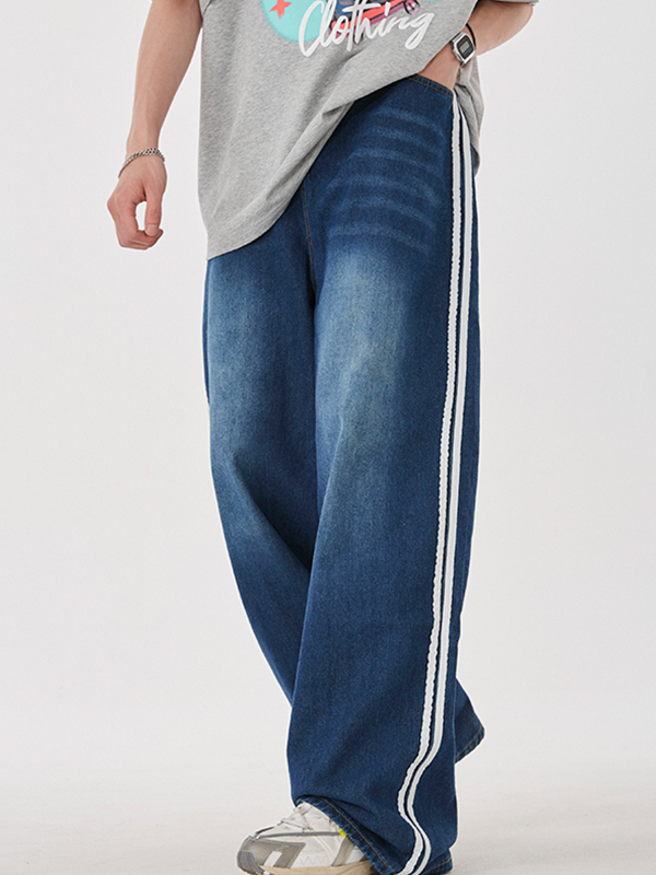 Lockere Jeans mit Seitenstreifen für Herren