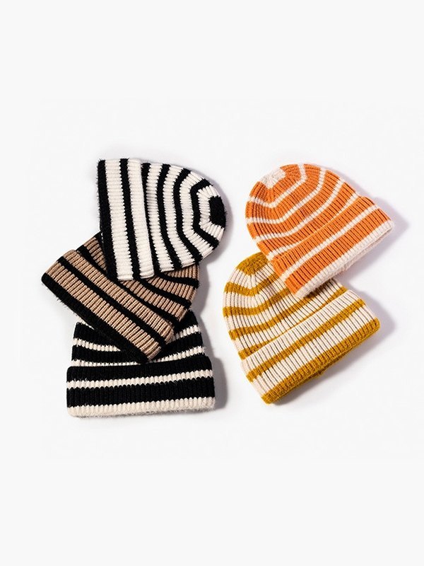 Vintage gestreifte Strickmütze