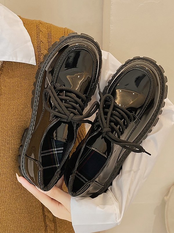 Schnür-Plateau-Mary-Jane-Schuhe