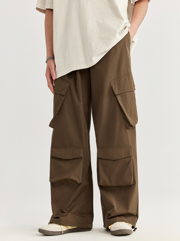 Schlichte, lockere Cargohose mit mehreren Taschen für Herren